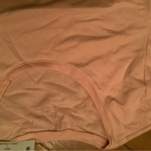 Woman’s basic top
